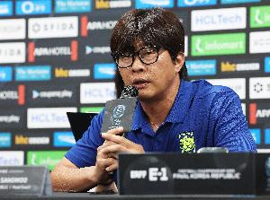 半岛体育全站-韩国女足主帅：遗憾与中国队战平，我们本可全取三分