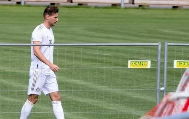 半岛体育app下载-【早报】曼城卖疯了！津琴科3000万镑加盟阿森纳！