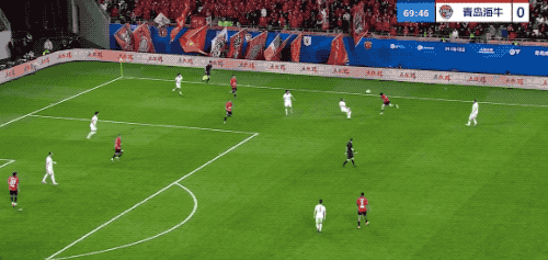 1-0！中场核心角球破门一剑封喉 上赛季第3两连胜领跑中超|罗慕洛|成都|牟鹏飞|韦世豪|杨明洋_新浪体育_新浪新闻