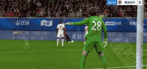 1-0！中场核心角球破门一剑封喉 上赛季第3两连胜领跑中超|罗慕洛|成都|牟鹏飞|韦世豪|杨明洋_新浪体育_新浪新闻