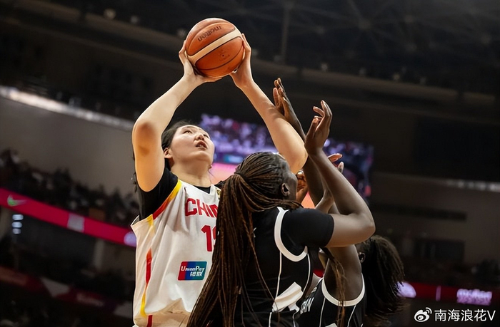 半岛体育入口-失望！女篮所有人都得分，唯她一分不得，球迷：世界杯正赛别带她了|陈明伶|中国女篮|宫鲁鸣|王思雨|李月汝_新浪体育_新浪新闻
