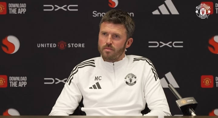 半岛体育app下载-卡里克：绝不接受第六名 梅努的续约进展顺利 能够踢欧冠好处多多